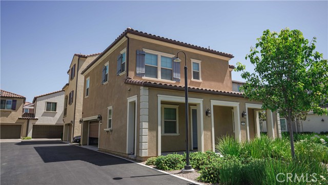 7600 Channel View Street, Chino CA: https://media.crmls.org/medias/bf04d5be-3bae-406d-b02d-eca11e7a3f2f.jpg