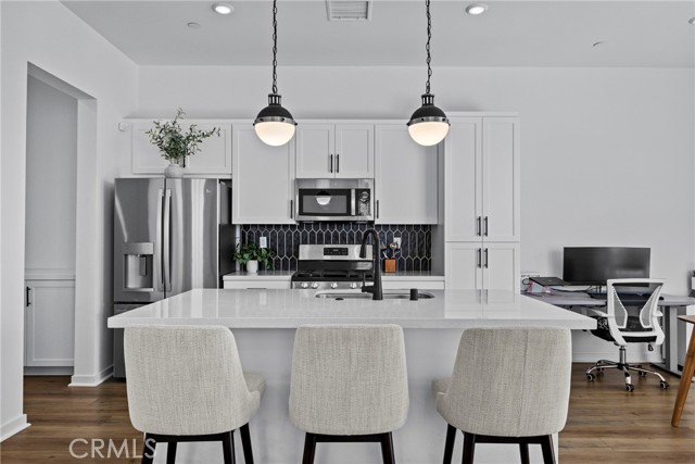 Detail Gallery Image 7 of 52 For 4408 S. Grant Paseo, Ontario,  CA 91762 - 3 Beds | 2/1 Baths