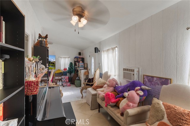 Detail Gallery Image 14 of 25 For 12501 Willowood, Garden Grove,  CA 92840 - 3 Beds | 1 Baths