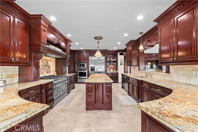 Detail Gallery Image 19 of 75 For 1603 Calle Cristina, San Dimas,  CA 91773 - 5 Beds | 5/1 Baths