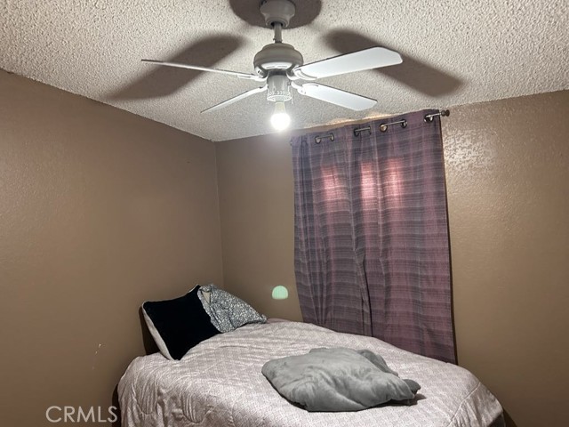 21921 Cedar Street, Perris CA: https://media.crmls.org/medias/bf06c7aa-2120-40b7-a6ce-8585dd11044b.jpg