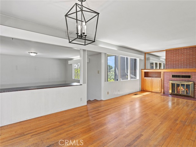 Detail Gallery Image 10 of 61 For 3761 Aguilar St, Los Angeles,  CA 90065 - 4 Beds | 2 Baths