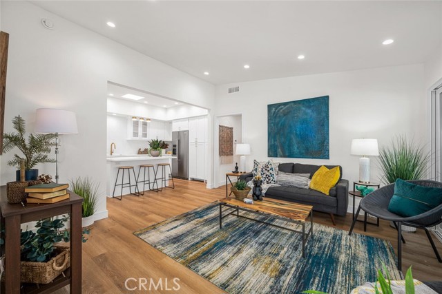 Detail Gallery Image 14 of 39 For 1271 Kenwood Rd 163l,  Seal Beach,  CA 90740 - 2 Beds | 1/1 Baths