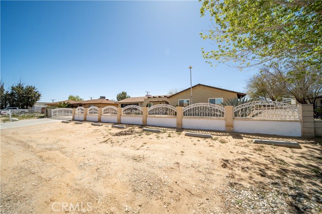 Detail Gallery Image 1 of 60 For 8436 Great Circle Dr, California City,  CA 93505 - 3 Beds | 2 Baths