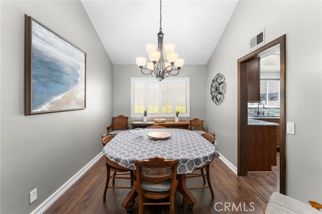 Detail Gallery Image 8 of 48 For 10664 Finch Ave, Rancho Cucamonga,  CA 91737 - 4 Beds | 2/1 Baths