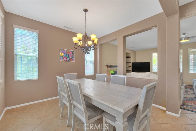 Detail Gallery Image 6 of 42 For 36644 Bay Hill Dr, Beaumont,  CA 92223 - 4 Beds | 3/1 Baths