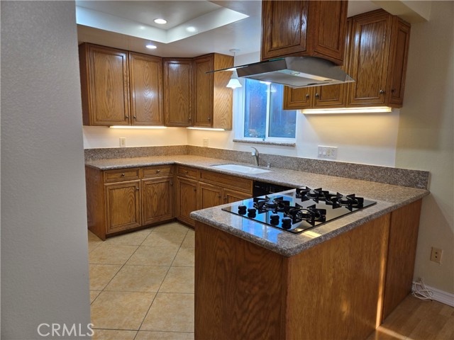 Detail Gallery Image 13 of 57 For 2066 Carlton Pl, Riverside,  CA 92507 - 4 Beds | 2/1 Baths