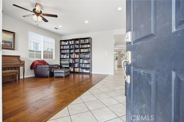 Detail Gallery Image 5 of 37 For 6123 Pilar, Bakersfield,  CA 93306 - 3 Beds | 2 Baths