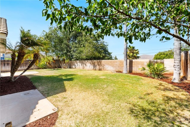 4108 Sunnysage Drive, Jurupa Valley CA: https://media.crmls.org/medias/bf09f536-c5a4-4717-b494-827c63007911.jpg