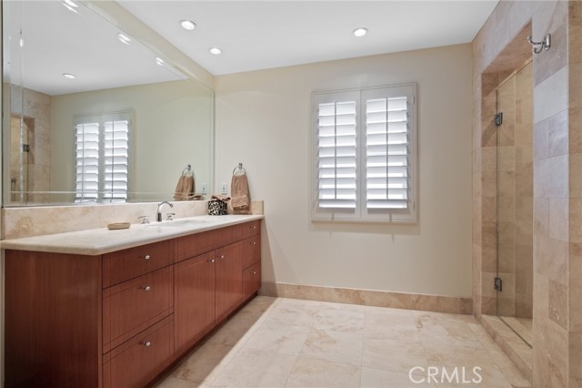 Image 34 of 69 For 22851 Calvert Street