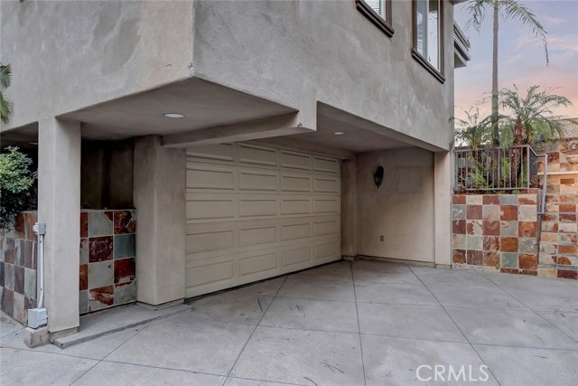 720 10th Street, Hermosa Beach, California 90254, 4 Bedrooms Bedrooms, ,3 BathroomsBathrooms,Residential,Sold,10th,SB21226543