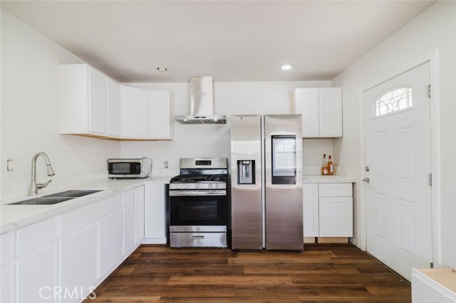 15096 Paddock Street photo 11