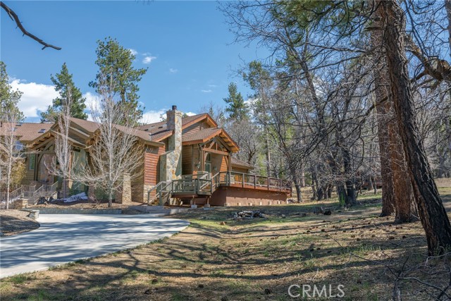42143 Switzerland Drive, Big Bear CA: https://media.crmls.org/medias/bf0c4e18-258a-4556-8aa7-0043da51e2b3.jpg