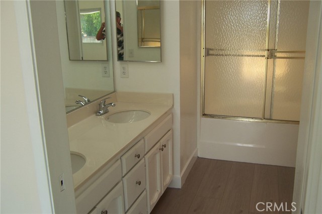 Detail Gallery Image 3 of 12 For 6385 N Azalea Ave, San Bernardino,  CA 92407 - 4 Beds | 3 Baths