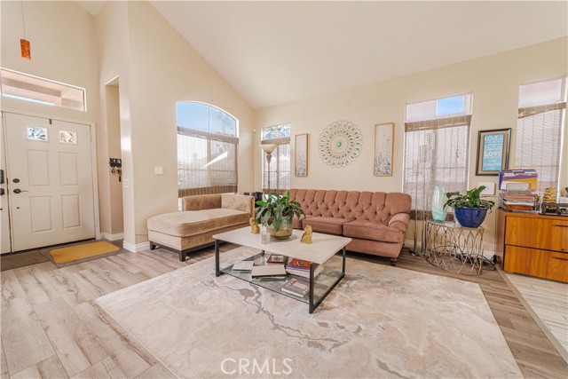 Image 6 of 75 For 29105 Shorecliff Drive