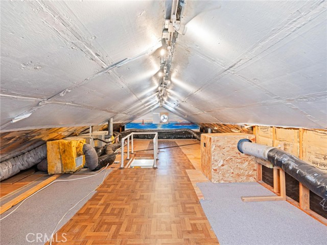 5011 W 133rd Street, Hawthorne CA: https://media.crmls.org/medias/bf0d99c6-b27a-43dd-a07e-c85e41917bcf.jpg