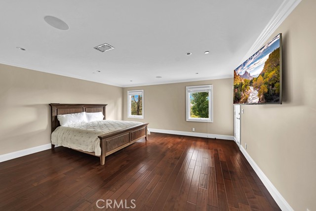 Detail Gallery Image 40 of 71 For 1962 Lower Lake Dr, North Tustin,  CA 92705 - 6 Beds | 7/1 Baths