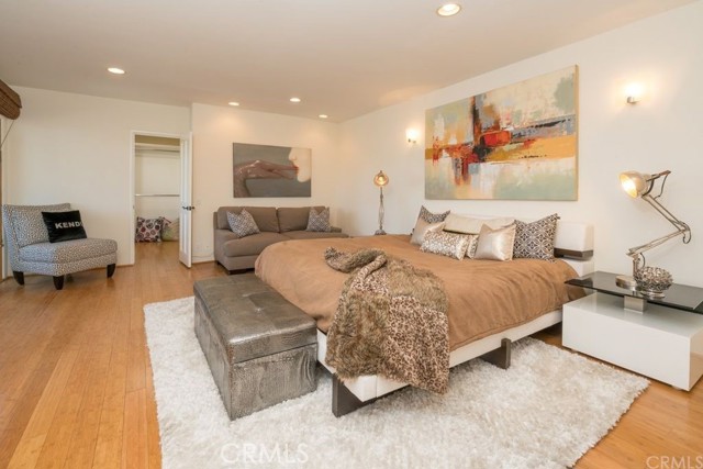 2301 Irvine, Newport Beach CA: https://media.crmls.org/medias/bf0e0c1e-c466-43a8-ab63-d202c5497bed.jpg