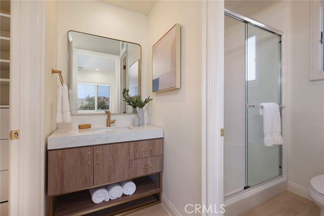 Detail Gallery Image 19 of 26 For 1946 Port Locksleigh Pl, Newport Beach,  CA 92660 - 6 Beds | 4/1 Baths