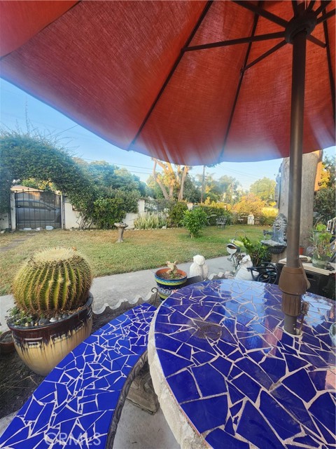 12138 Magnolia Street, El Monte CA: https://media.crmls.org/medias/bf0f1f7f-fb51-46f1-ac59-9b3a0a8f226b.jpg