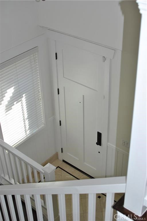 Detail Gallery Image 70 of 75 For 804 N Irena Ave #B,  Redondo Beach,  CA 90277 - 3 Beds | 2/1 Baths