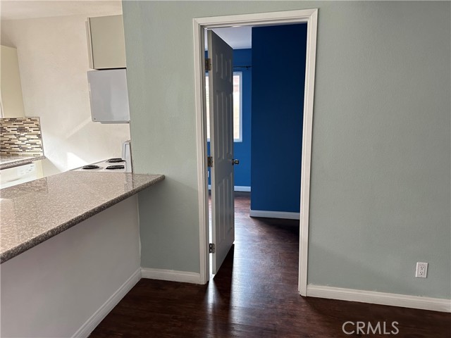 Image 13 of 24 For 53385 Eisenhower Drive