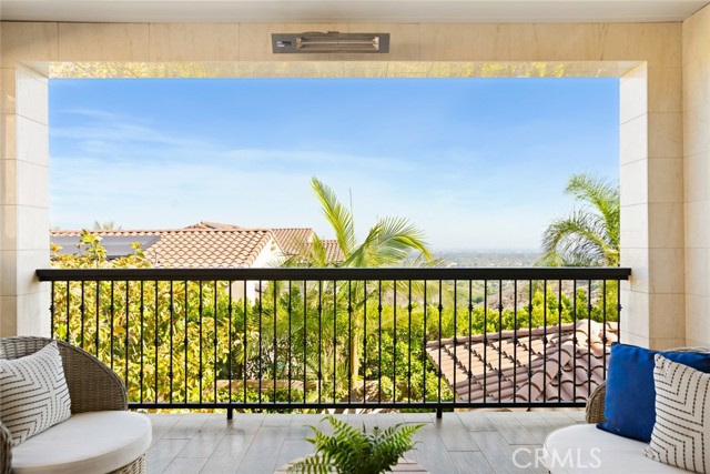 Image 50 of 75 For 2282 Rosecrans Court