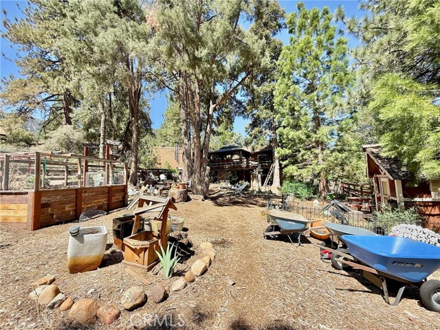Detail Gallery Image 4 of 7 For 1827 Matterhorn Dr, –,  CA 93222 - – Beds | – Baths
