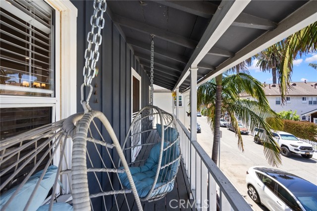 108 Bennett Avenue, Long Beach CA: https://media.crmls.org/medias/bf121c96-f74f-4636-8243-1d2575f11212.jpg
