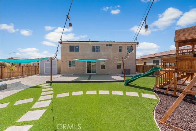 2436 Lugar Bonito Court, Rosamond CA: https://media.crmls.org/medias/bf12f400-5a9a-49aa-8df5-e0b63ff4b54b.jpg