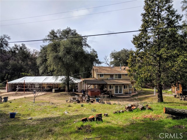 5049 CA-78, Santa Ysabel CA: https://media.crmls.org/medias/bf12f8ce-fc9a-456f-af61-30c3e780fba2.jpg