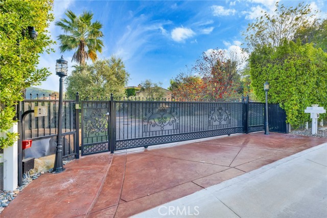 Detail Gallery Image 41 of 65 For 10 Sage Ln, Bell Canyon,  CA 91307 - 6 Beds | 5/1 Baths