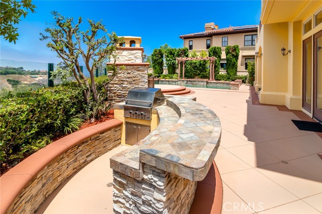 Detail Gallery Image 17 of 48 For 17 via Palladio, Newport Coast,  CA 92657 - 5 Beds | 5/1 Baths