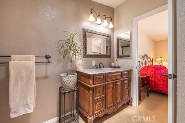 109 Wabash Lane, Sugarloaf CA: https://media.crmls.org/medias/bf138e34-e22b-4377-bd9a-fe1f4bb4b559.jpg