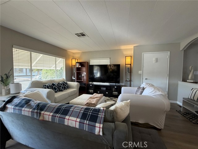 Detail Gallery Image 7 of 36 For 26082 Seaforthia Palm, Homeland,  CA 92548 - 2 Beds | 2 Baths