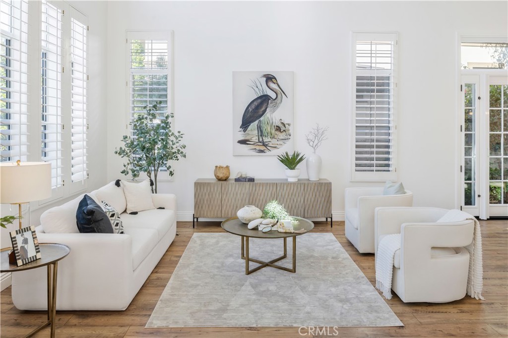 MLS #OC25251962 image #9