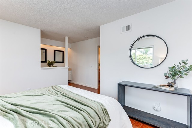 4785 Larwin Avenue, Cypress CA: https://media.crmls.org/medias/bf14daa3-6848-430f-b207-6febbf5199da.jpg