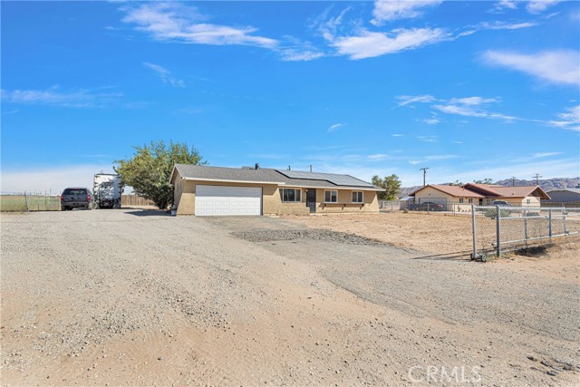 21710 Soboba Rd, Apple Valley, CA 92307