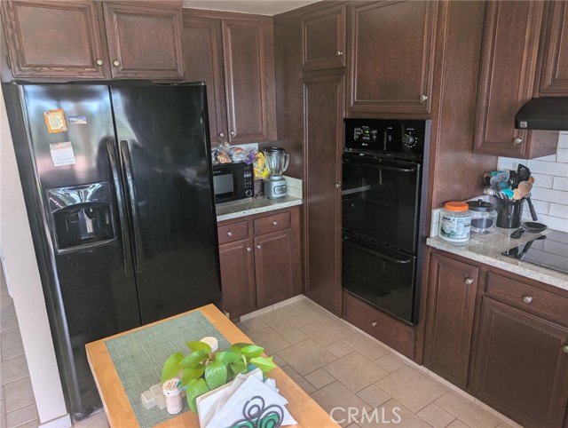 Detail Gallery Image 8 of 23 For 28112 Calle Casal, Mission Viejo,  CA 92692 - 2 Beds | 2 Baths