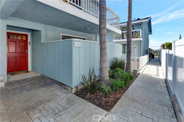 114 Guadalupe Avenue, Redondo Beach, California 90277, 3 Bedrooms Bedrooms, ,2 BathroomsBathrooms,Residential,Sold,Guadalupe,PW22035123