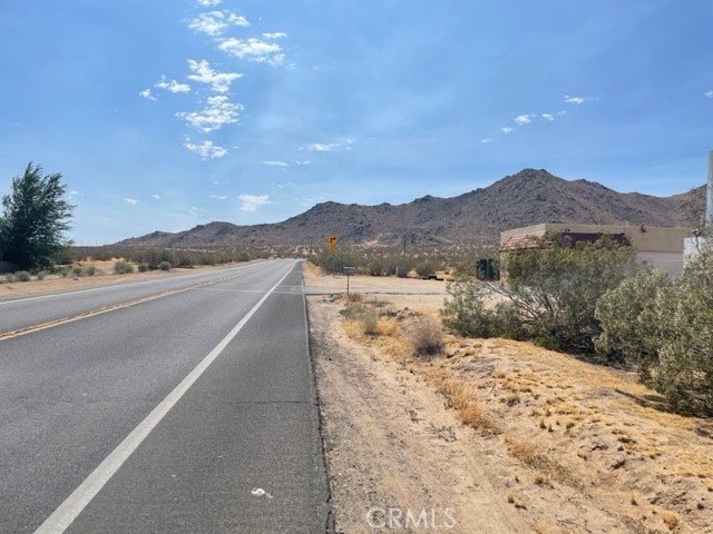 0 Waalew Road, Apple Valley, California 92307, ,Land,For Sale,0 Waalew Road,CRHD23125881