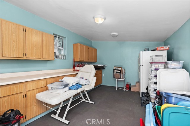 Detail Gallery Image 32 of 36 For 5919 Bellflower Bld, Lakewood,  CA 90713 - 3 Beds | 2 Baths