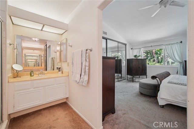 Detail Gallery Image 33 of 58 For 21159 via Noriega, Yorba Linda,  CA 92887 - 4 Beds | 3 Baths