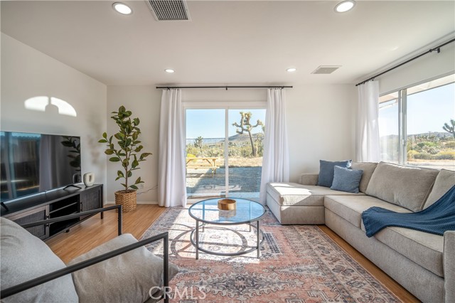 Detail Gallery Image 7 of 59 For 4591 Avalon Ave, Yucca Valley,  CA 92284 - 2 Beds | 1 Baths