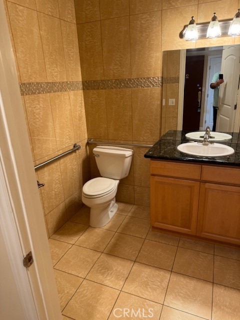 11501 Hatteras Street, North Hollywood CA: https://media.crmls.org/medias/bf1723c4-9280-4798-a29a-67b11145fc33.jpg