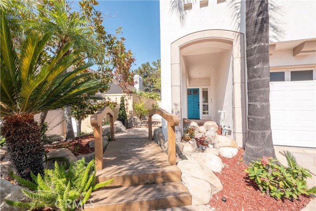 5 Encinal, Lake Forest CA: https://media.crmls.org/medias/bf172db4-53b0-4b8a-b6cc-efae71d63cb7.jpg