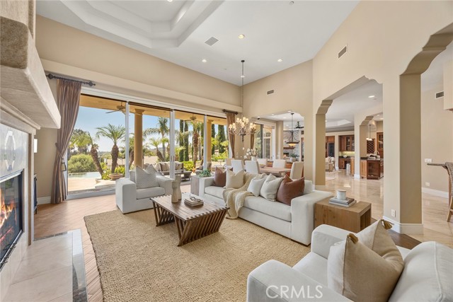 Detail Gallery Image 4 of 45 For 1767 N Kimbark Ln, Orange,  CA 92869 - 6 Beds | 6 Baths