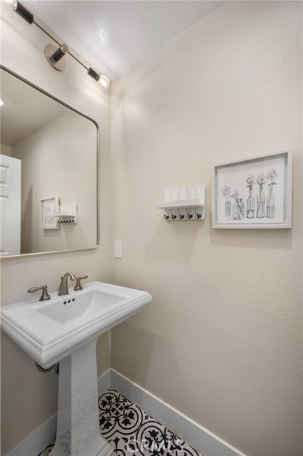 Detail Gallery Image 46 of 54 For 2 Plumeria Ln #127,  Aliso Viejo,  CA 92656 - 3 Beds | 2/1 Baths