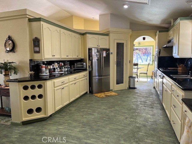 Detail Gallery Image 12 of 14 For 19988 Paso Robles, Redding,  CA 96003 - 3 Beds | 2 Baths