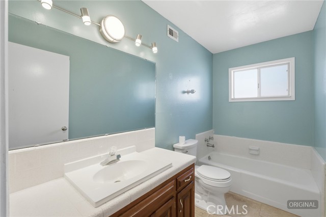 Detail Gallery Image 12 of 22 For 2234 Carter Way, Hanford,  CA 93230 - 3 Beds | 2 Baths